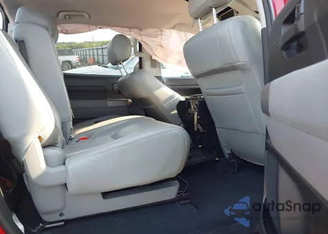 2012 Toyota Tundra Crewmax Sr5 z USA, uszkodzony, nr VIN 5TFDM5F16CX036046